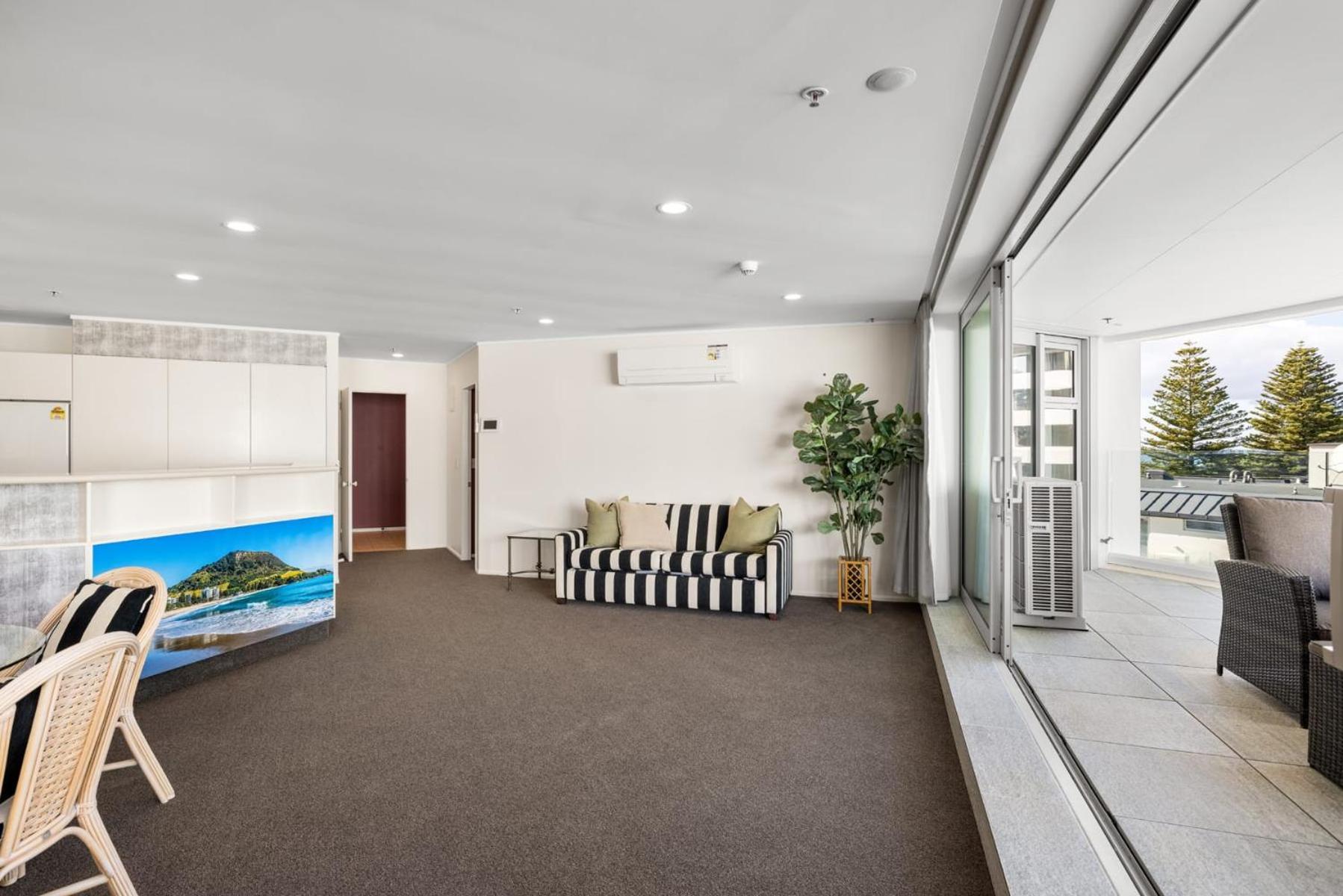 A Strand Of Paradise, Oceanside Views & Pool Mount Maunganui Kültér fotó